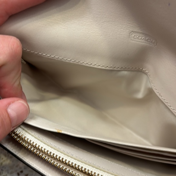 Coach White Leather Long Wallet - Picture 17 of 17